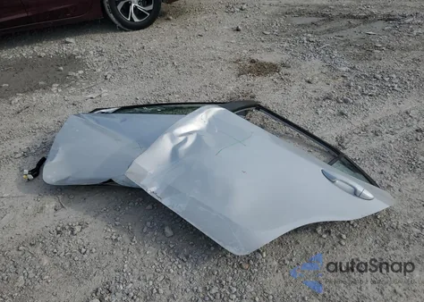 2015 Toyota Corolla L z USA, uszkodzony, nr VIN 2T1BURHEXFC465451